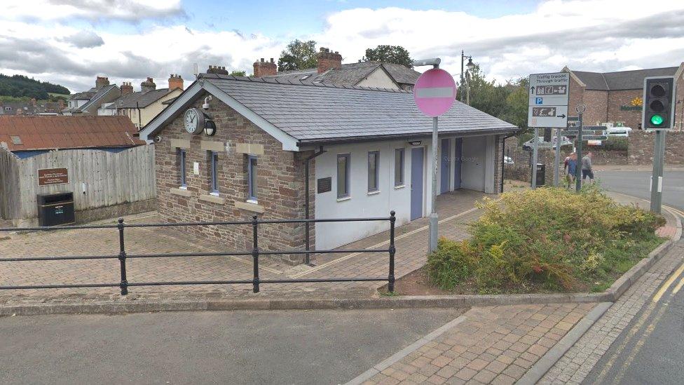 Brecon bus station toilets