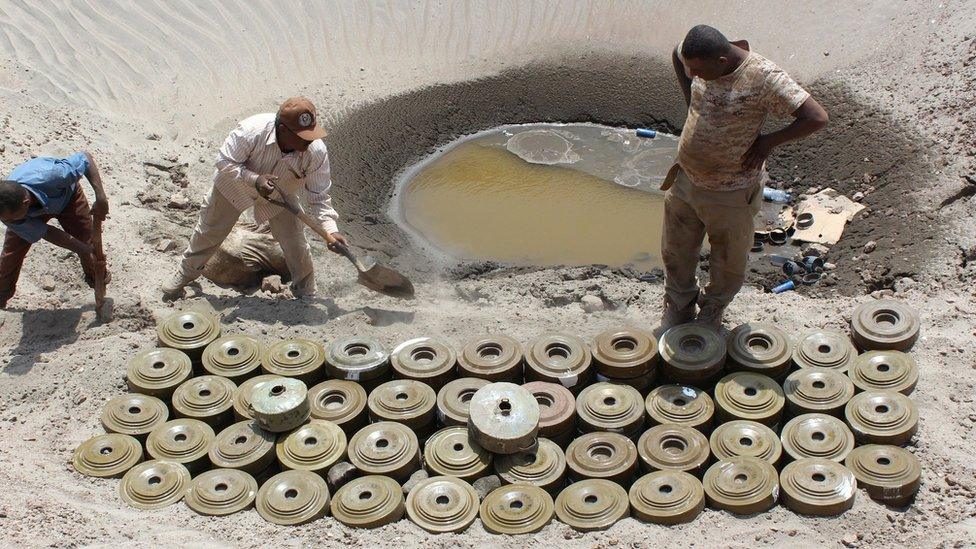 Yemeni demining experts prepare to destroy explosives and mines laid by Huthi rebels in the southern city of Aden. 5 April 2016