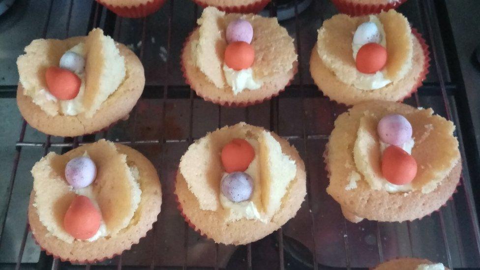 butterfly-buns-mini-eggs.