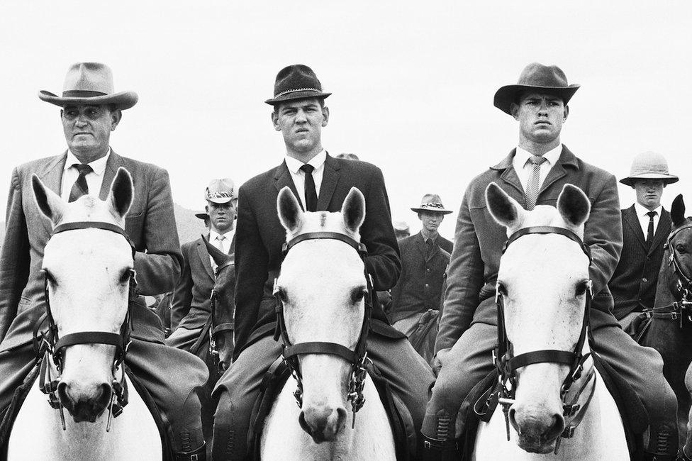 The commando of National Party supporters that escorted the late Dr. Hendrik Verwoerd to the party’s 50th anniversary celebrations. De Wildt, Transvaal (North-West Province), 31 October 1964.