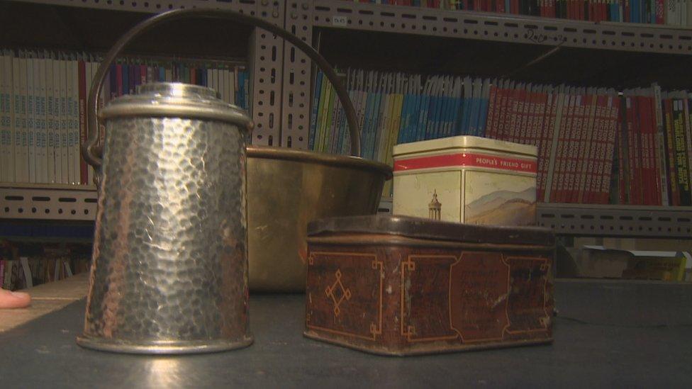 A pewter tea caddy was one of the prizes given out by the People's Friend during WW2