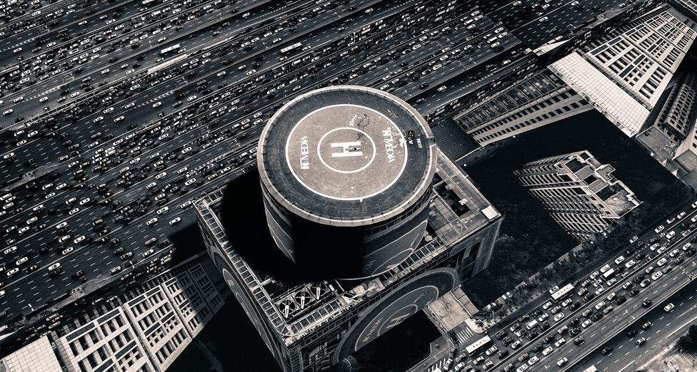 Stretching - Downtown apron from Space and City