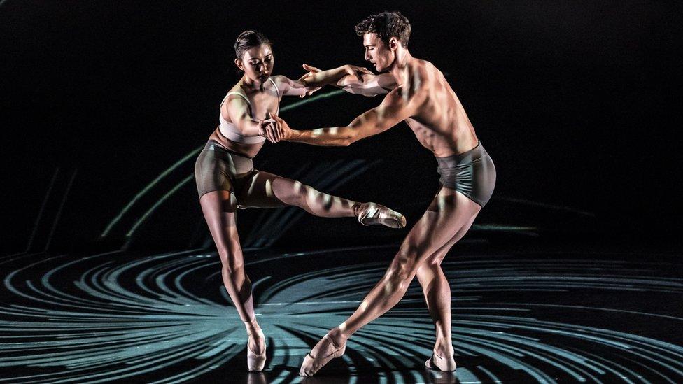 Dancers Yu Kurihara and Tom Rogers