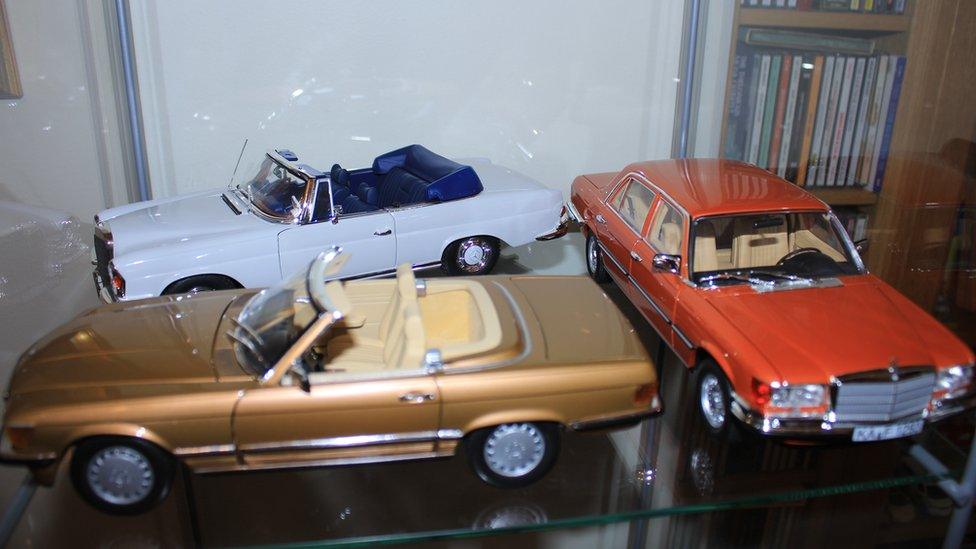 metal model cars