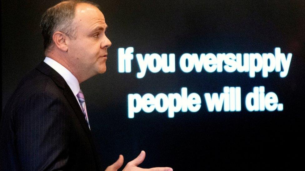 State lawyer Brad Beckworth makes opening statements during the opioid trial in Norman, Oklahoma, May 28, 2019