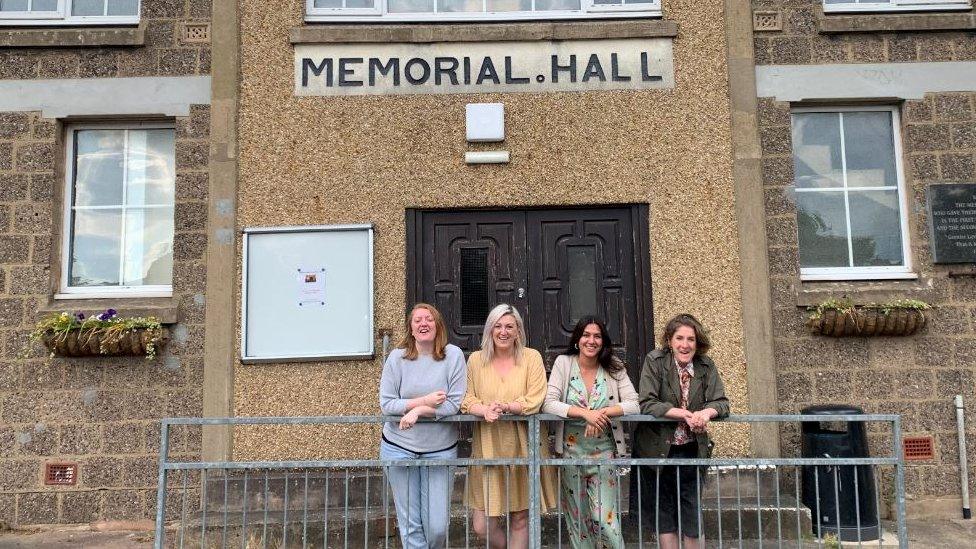 Helen Booth, Madi MacMahon, Georgina Periam & Savannah Gallo