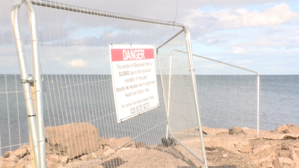 A sign marking a closed section of the path