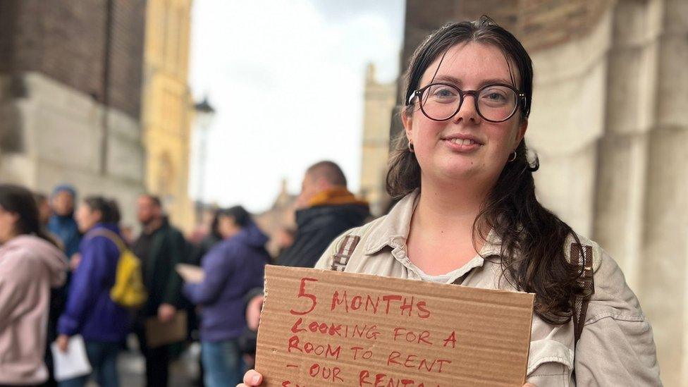 Rowena Salmon holding message five months looking for a room to rent