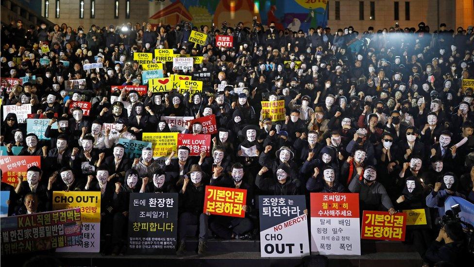 Korean Air staff protest against abuses of power by the company's controlling family in central Seoul, South Korea, 4 May 2018