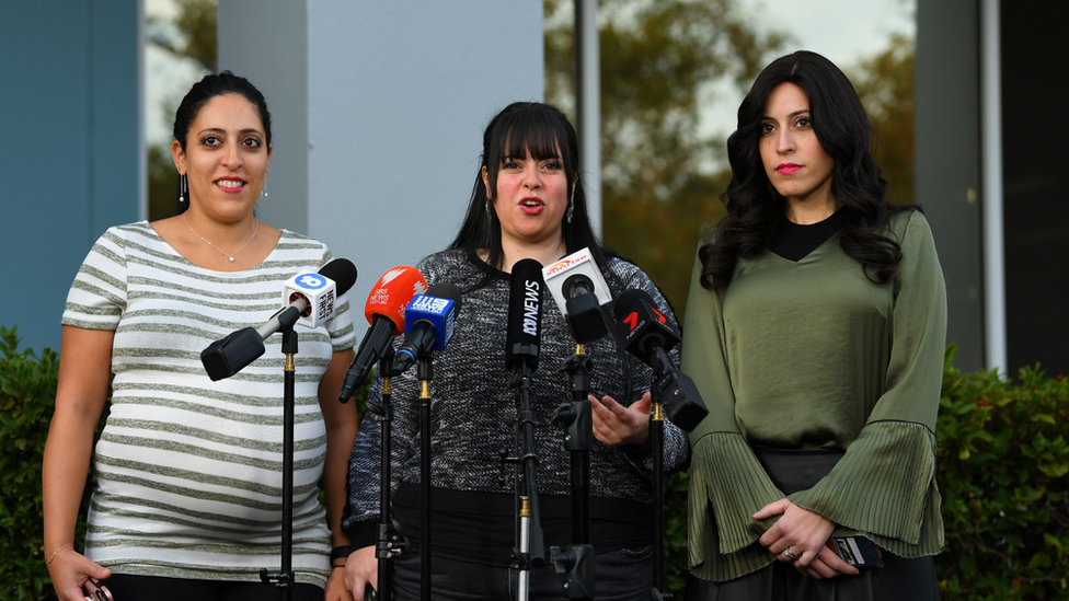 (L-r) Elly Sapper, Dassi Erlich and Nicole Meyer