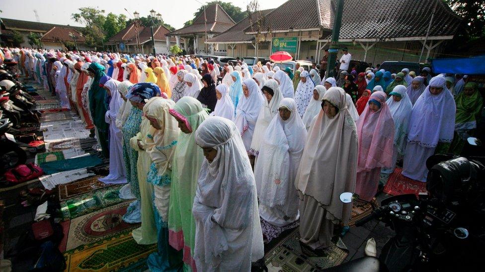 Women praying