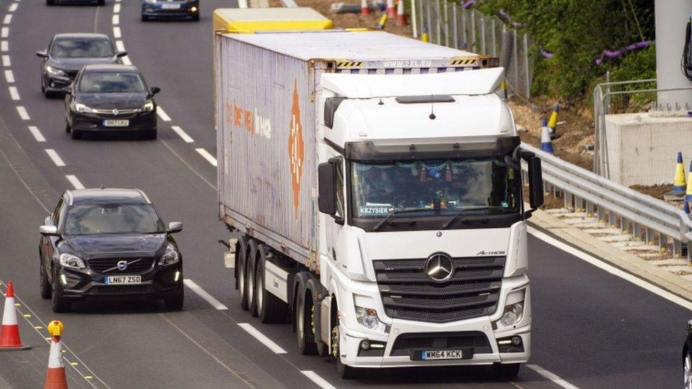 cars-on-motorway.