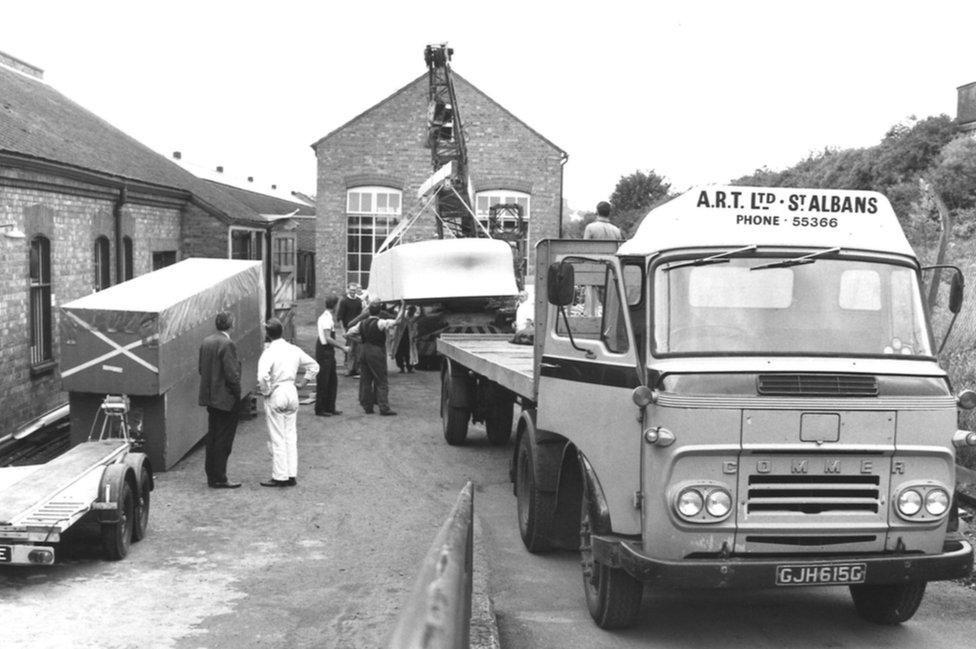 Vickers Experimental Tank