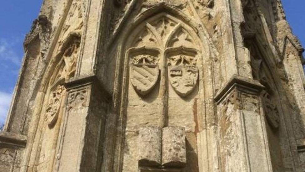 Eleanor Cross, Northampton