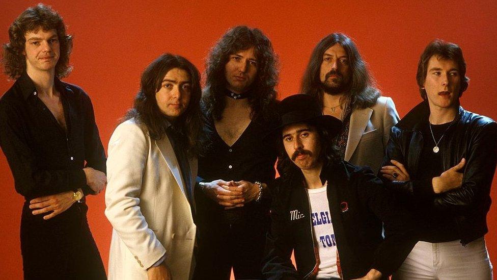 Neil Murray, Bernie Marsden, David Coverdale, Micky Moody (sitting), Jon Lord, David Dowle