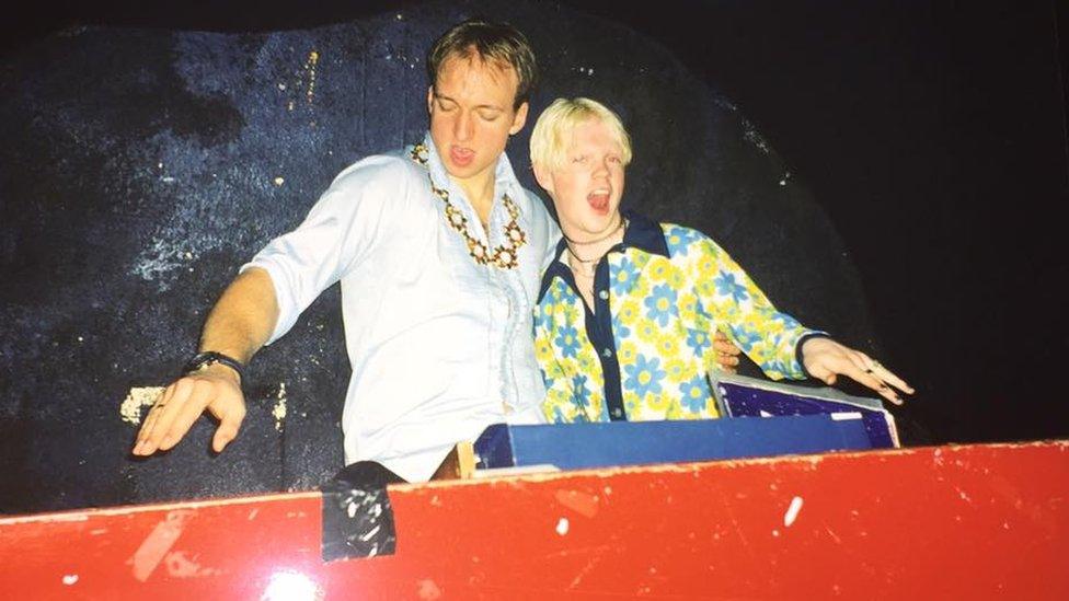 Dan Flitcroft DJing at Moles in 2000