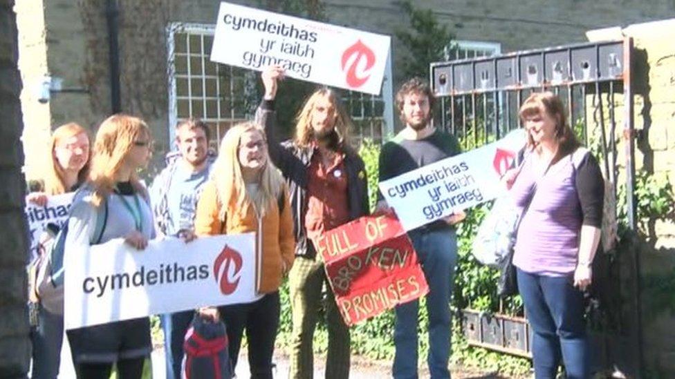 Protestors outside Pantycelyn halls