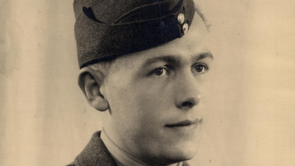 Ron Smyth as a volunteer reservist in 1939