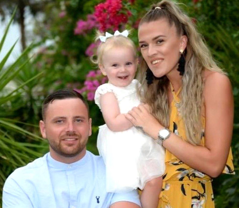 Robyn Knox with her parents Barry and Danielle