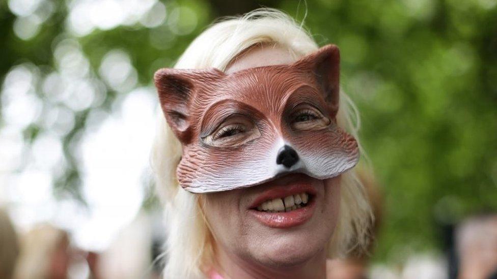 Anti-hunting protesters marched on Downing Street