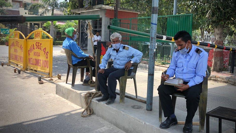 Vijay Dubey and other security staff