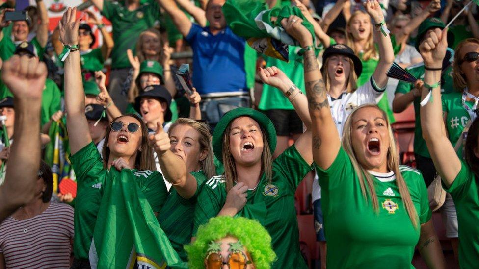 northern-ireland-football-fans.