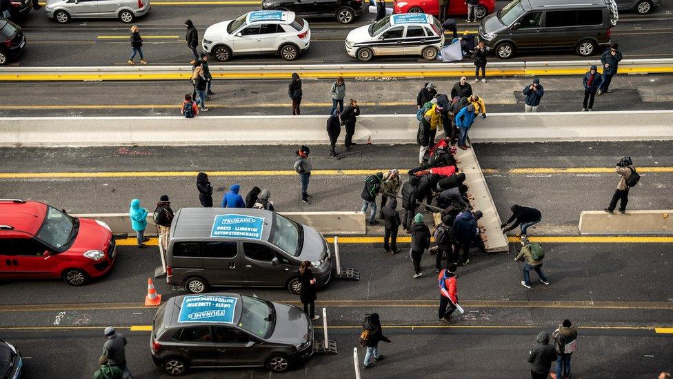 Catalan pro-independence protesters block the border between France and Spain, 11 November 2019