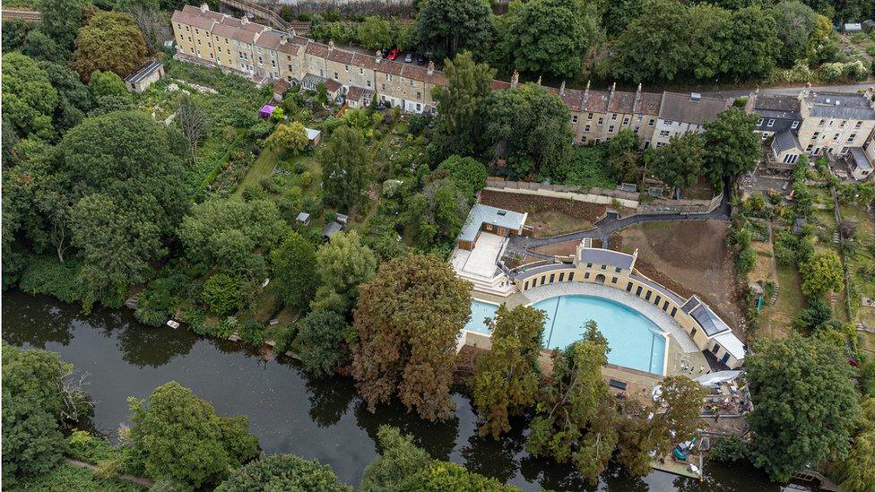 Aerial shot of Cleveland Pools