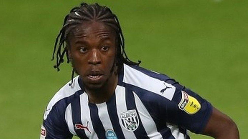 Romaine Sawyers