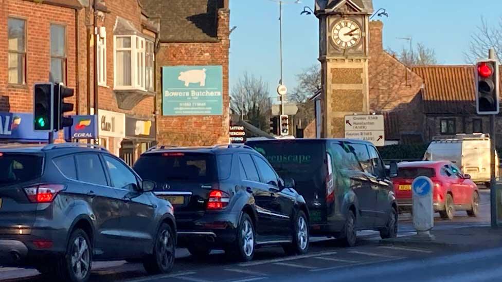 Gaywood clock traffic queues