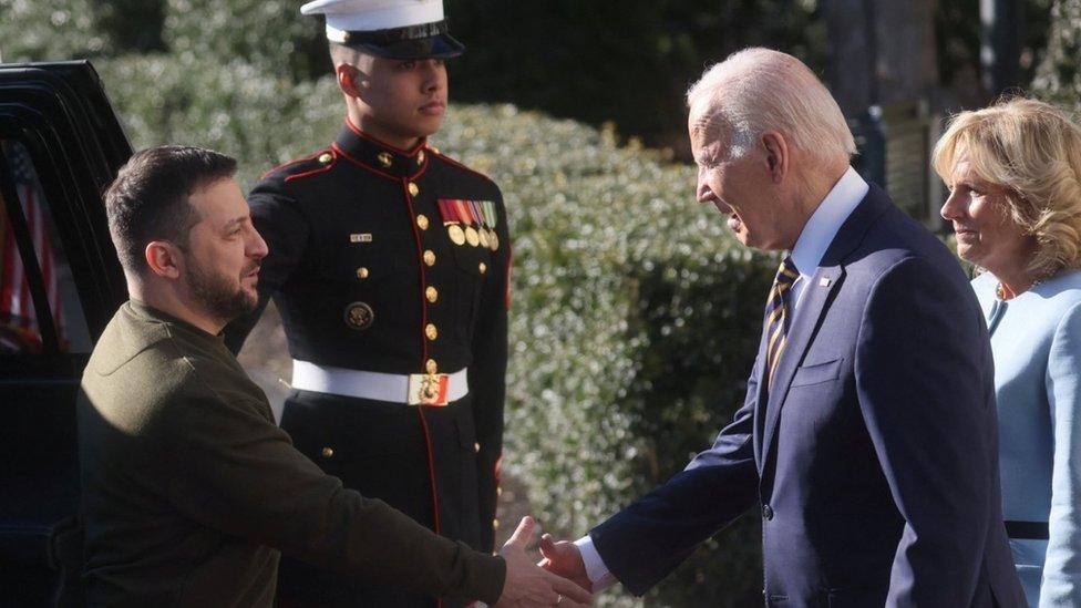 Joe Biden and first lady Jill Biden welcome Volodymyr Zelensky on the South Lawn