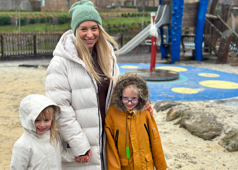 Kelly Robertson with daughters Ellie-Jane and Georgia Rose