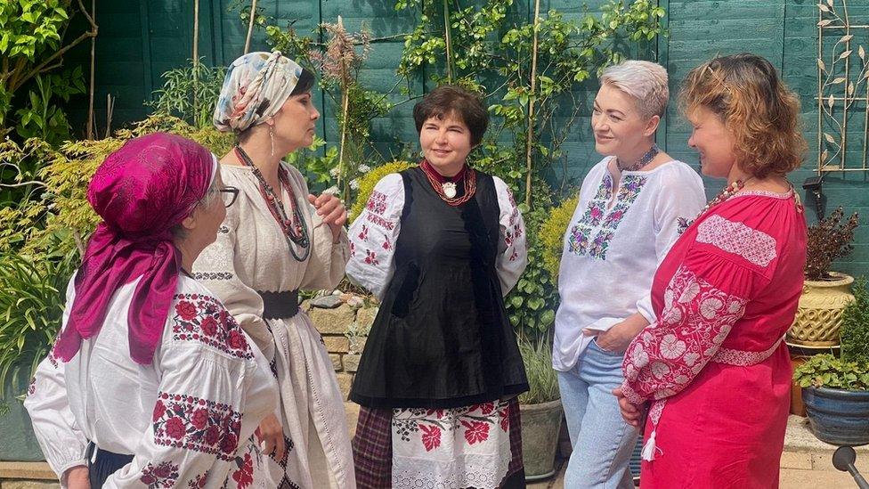 Women wearing Vyshyvanka outfits