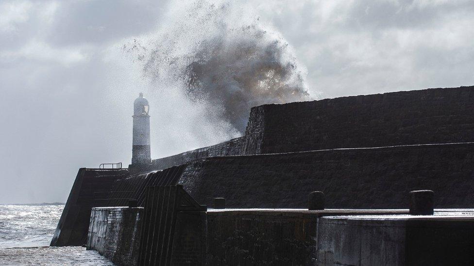 Porthcawl waves