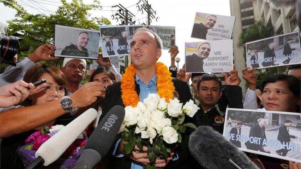 Andy Hall arrives at court in Bangkok (20 Sept 2016)