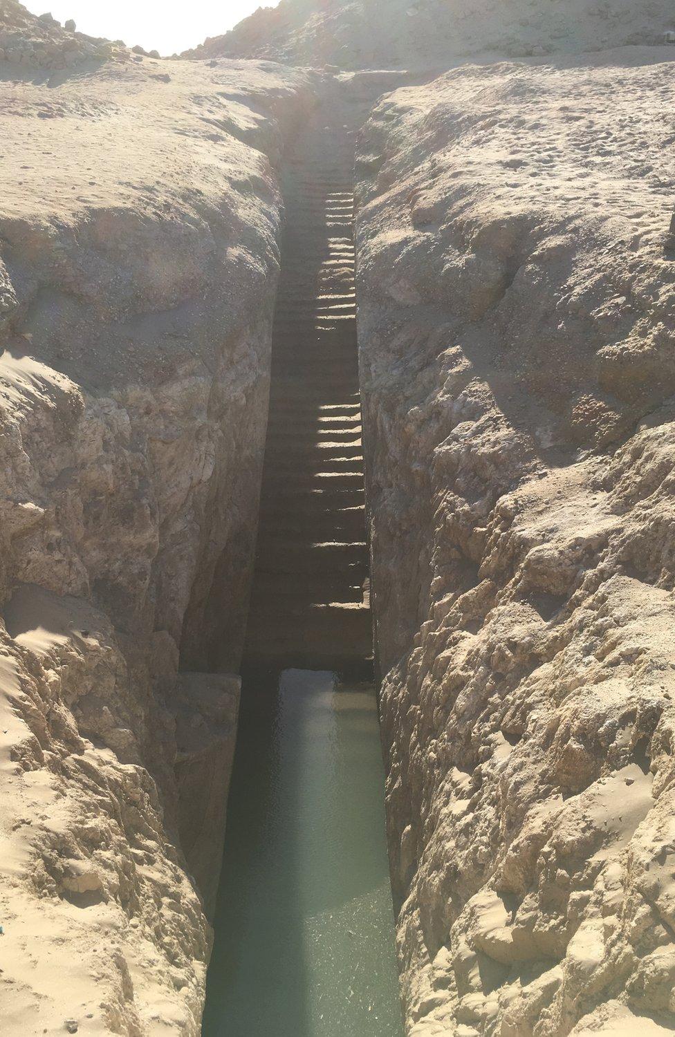 Stairway to Nastasen's tomb