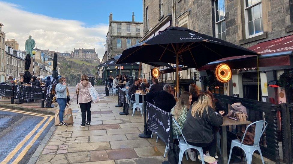 george street in edinburgh