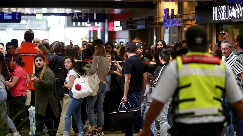 Evacuation of station, 15 Oct 18