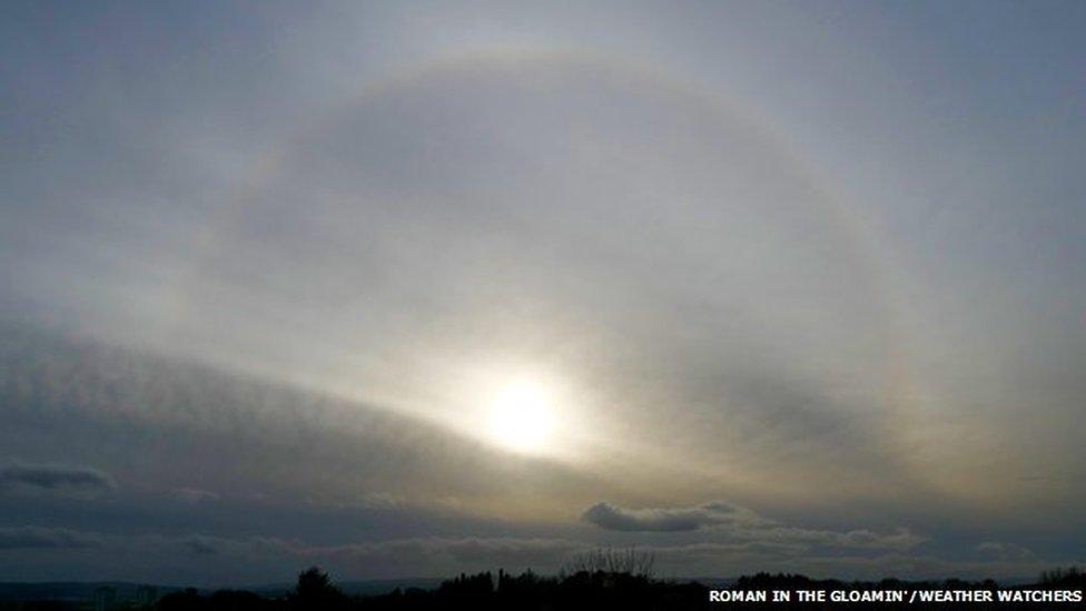 Wide shot of a Sun halo.