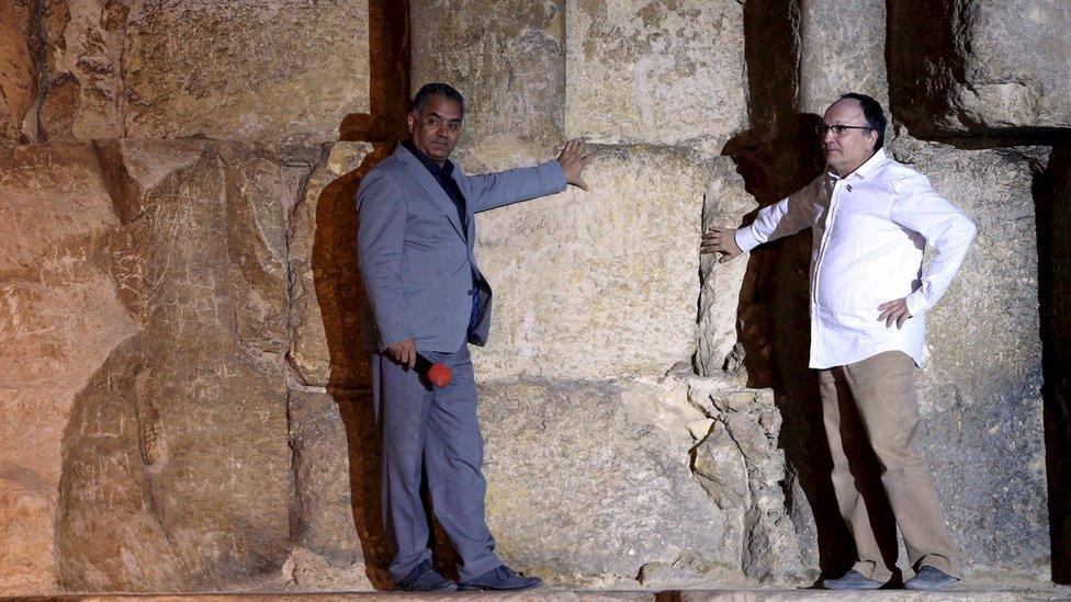 Egyptian Minister of Antiquities Mamdouh al-Damati speaks to journalists at a presentation in front of the Great Pyramid of Giza (also known as the Pyramid of Khufu) on the outskirts of Cairo, Egypt (9 November 2015)