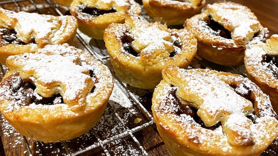 Mince pies