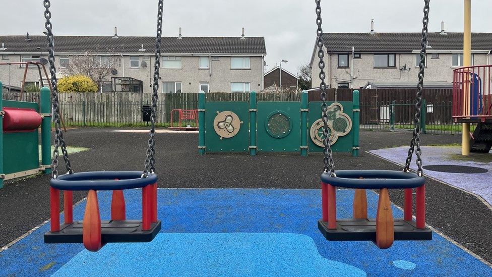 Ransevyn playground swings