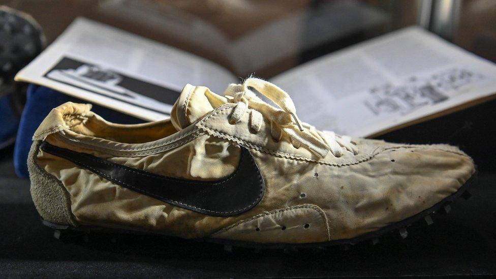 Rare Nike trainers sell for more than 350 000 BBC News