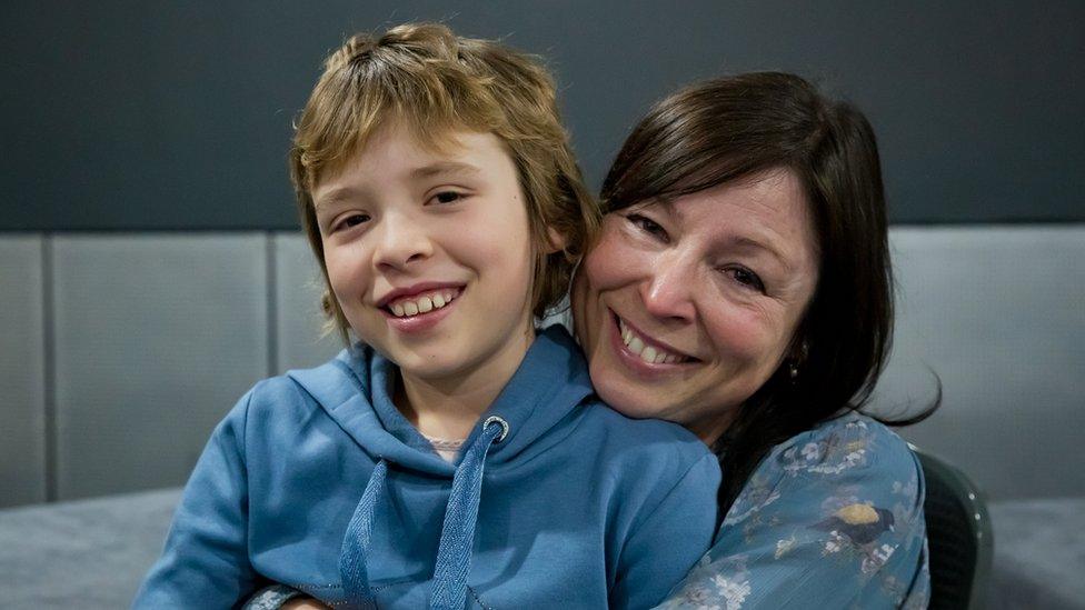 Amber with her mum Tanya Tizzard