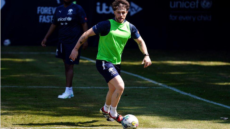 Tom Grennan training for Soccer Aid.