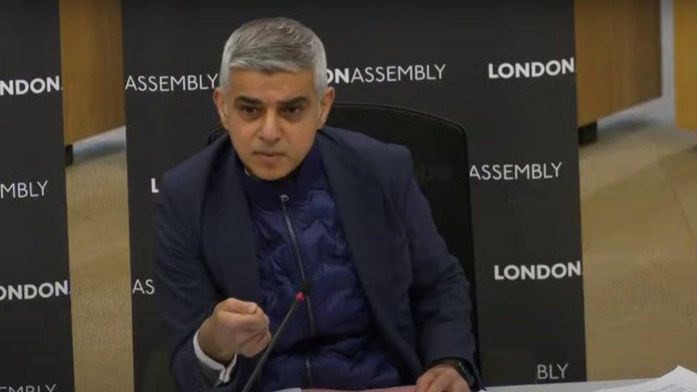 Sadiq in committee meeting