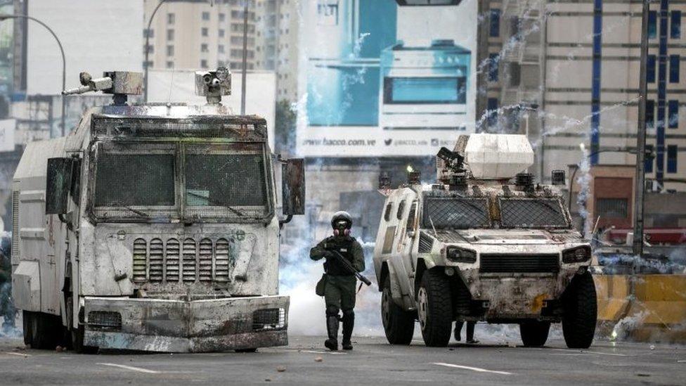 Agents of the National Bolivarian Police during a protest in Caracas, Venezuela, 07 June 2017.