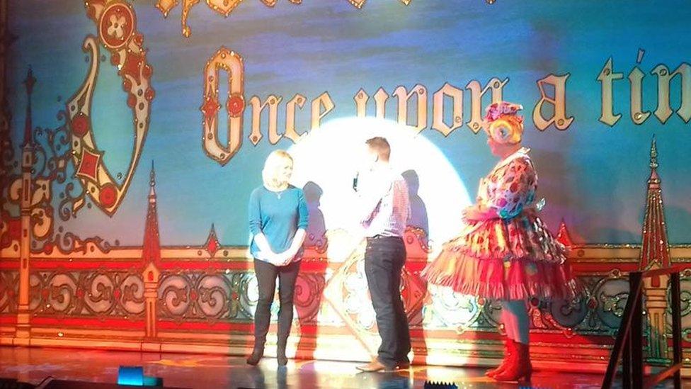 Proposal on panto stage