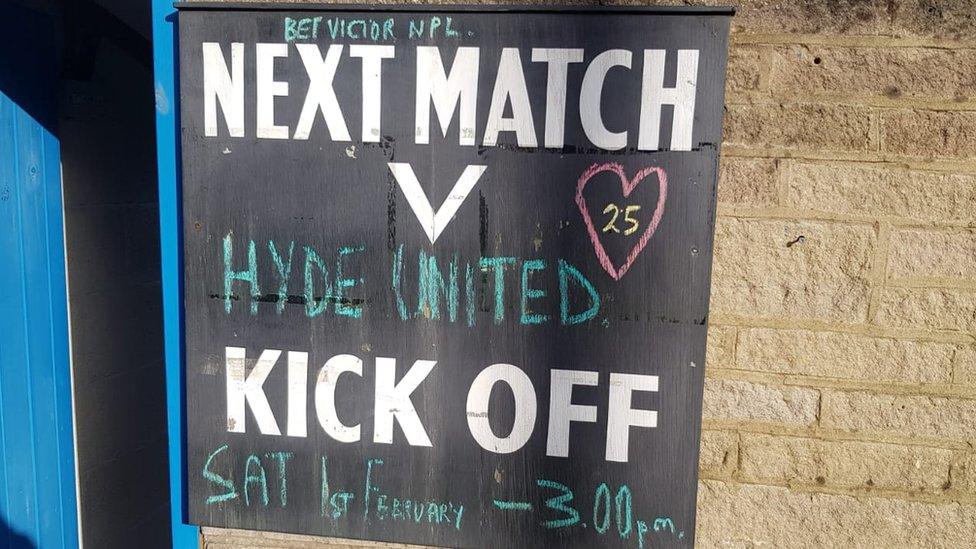 Matlock Town vs Hyde United sign