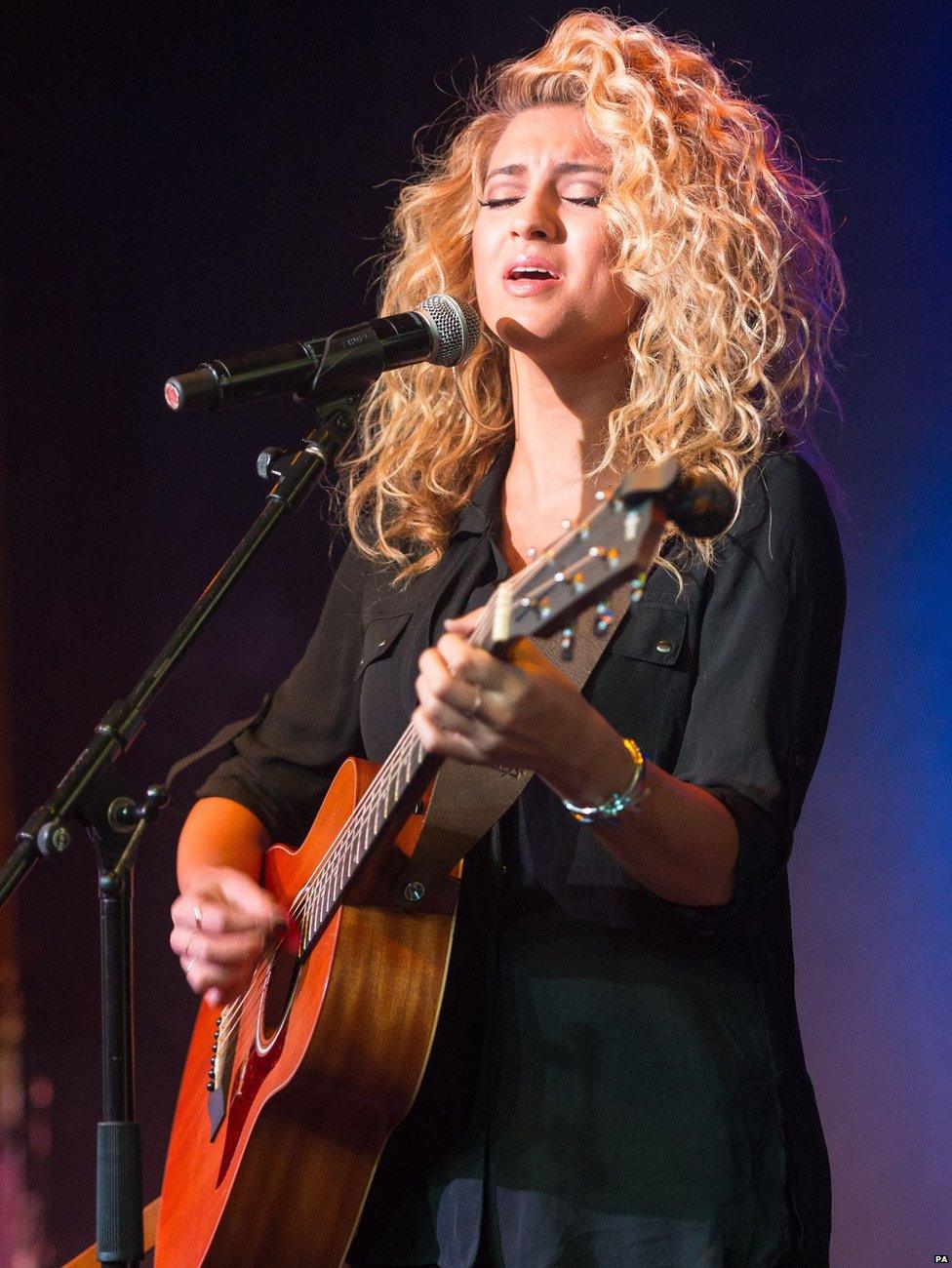 Tori Kelly